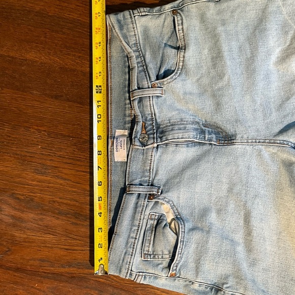 Denizen from Levi's Cropped, Cuffed, Distressed, Light Blue Jeans - Picture 2 of 5